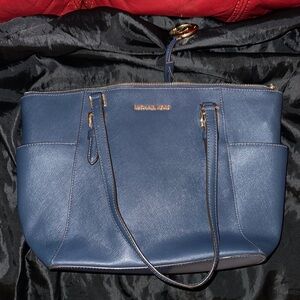 Michael Kors Blue Shoulder Bag with Structured Design